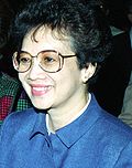 https://upload.wikimedia.org/wikipedia/commons/thumb/6/61/Corazon_Aquino_1986.jpg/120px-Corazon_Aquino_1986.jpg
